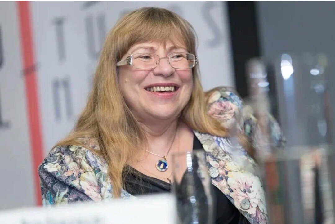 Интересные книги: "Мечеть Парижской Богоматери"