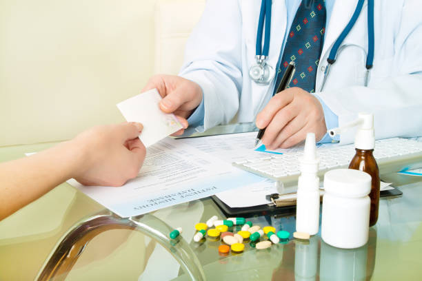 Правительство добавило денег на бесплатные лекарства для льготников