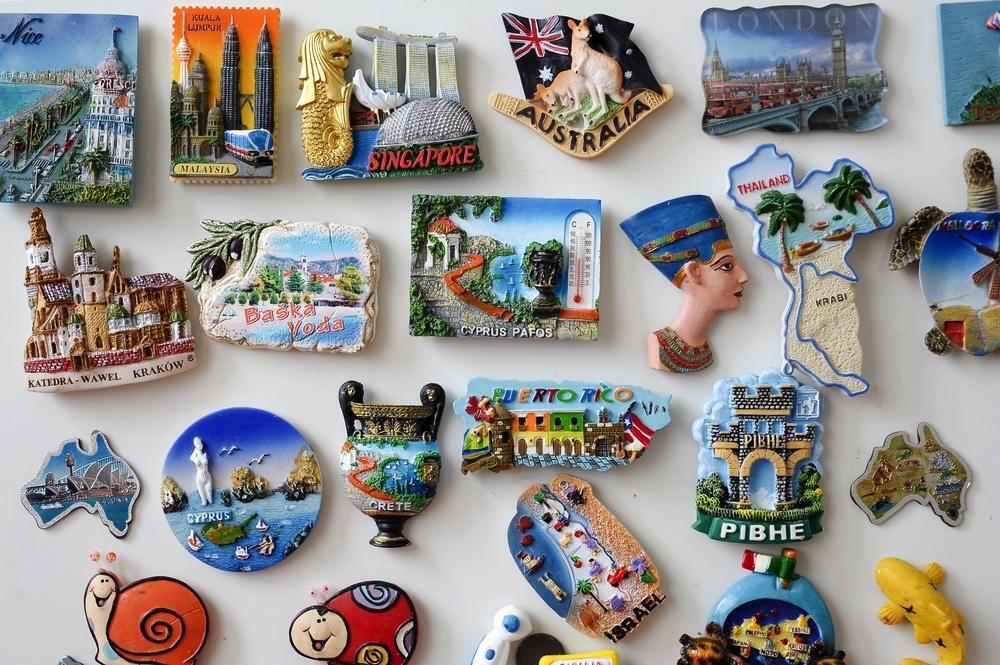 Из неопубликованного, но сохранённого. Про сувениры