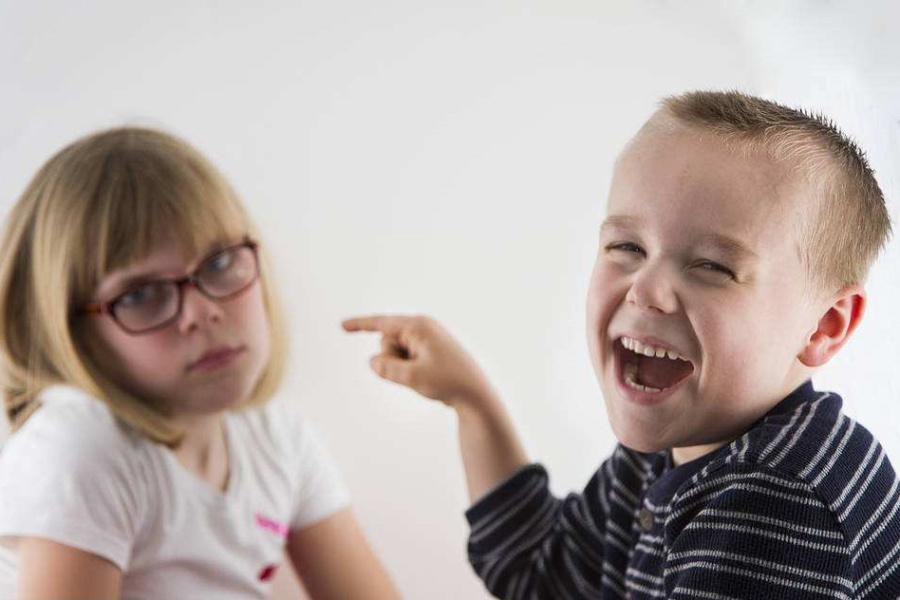 Эксперимент об интересе людей к чужим страданиям