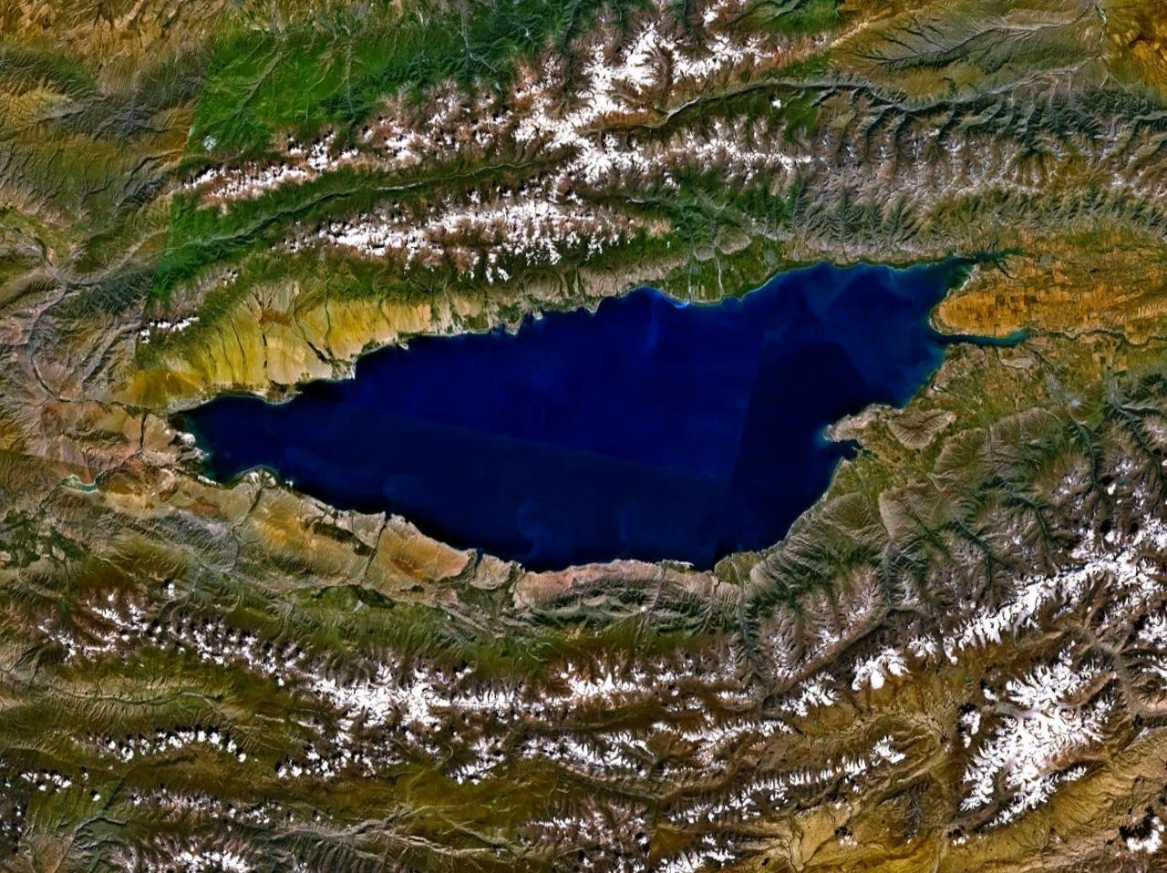 Озеро Иссык-Куль: История происхождения,его природа и животный мир.