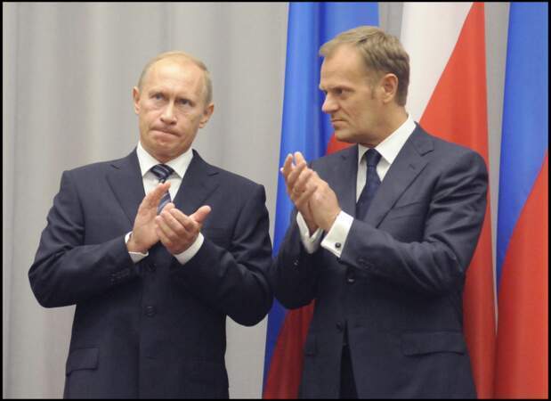 Этого человека кто нибудь знает в России ? Вторые 10 фото с его участием