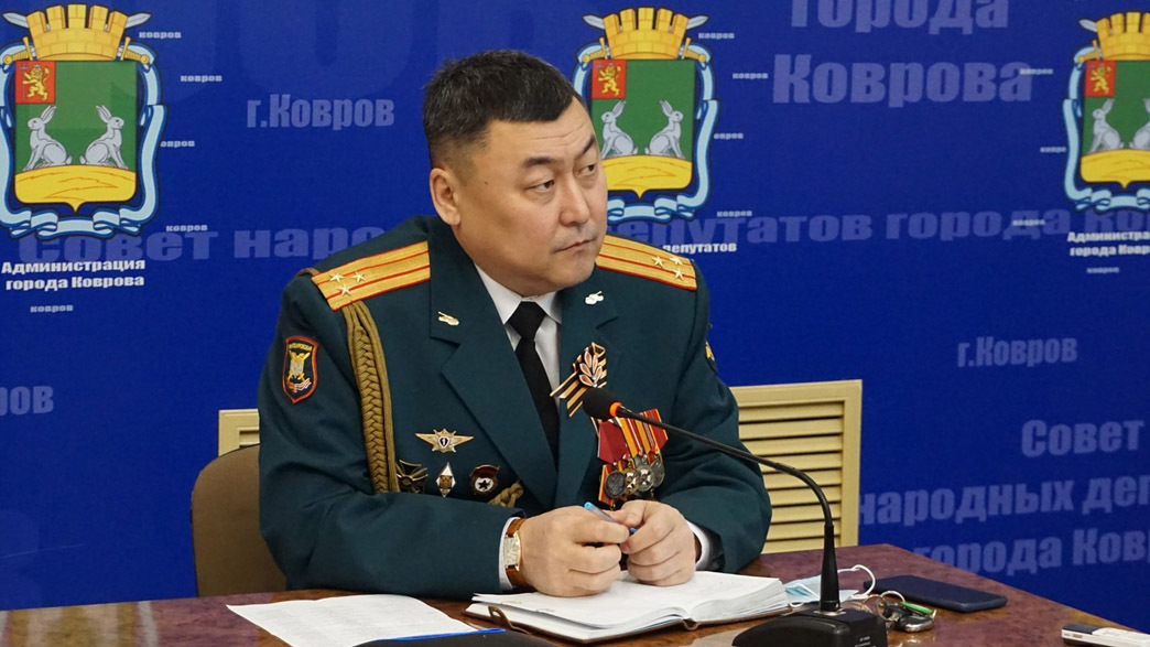 У нас в городе поймали бывшего заместителя главы администрации за взятку