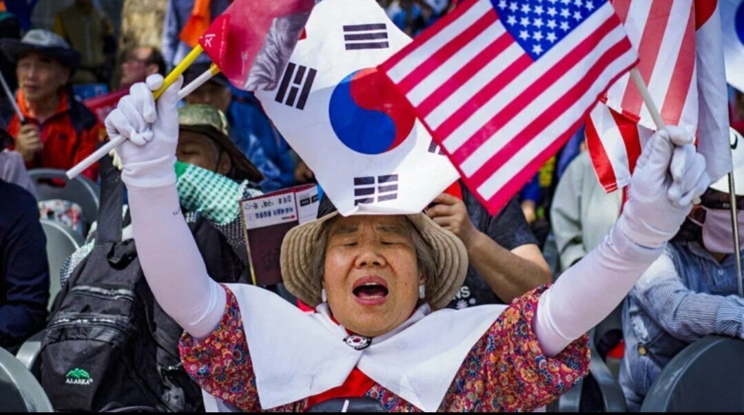 Отношение корейцев к политике.