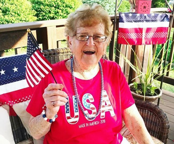 Сеть покоряют бабушки: 13 блогеров-пенсионерок, на которых подписаны тысячи человек