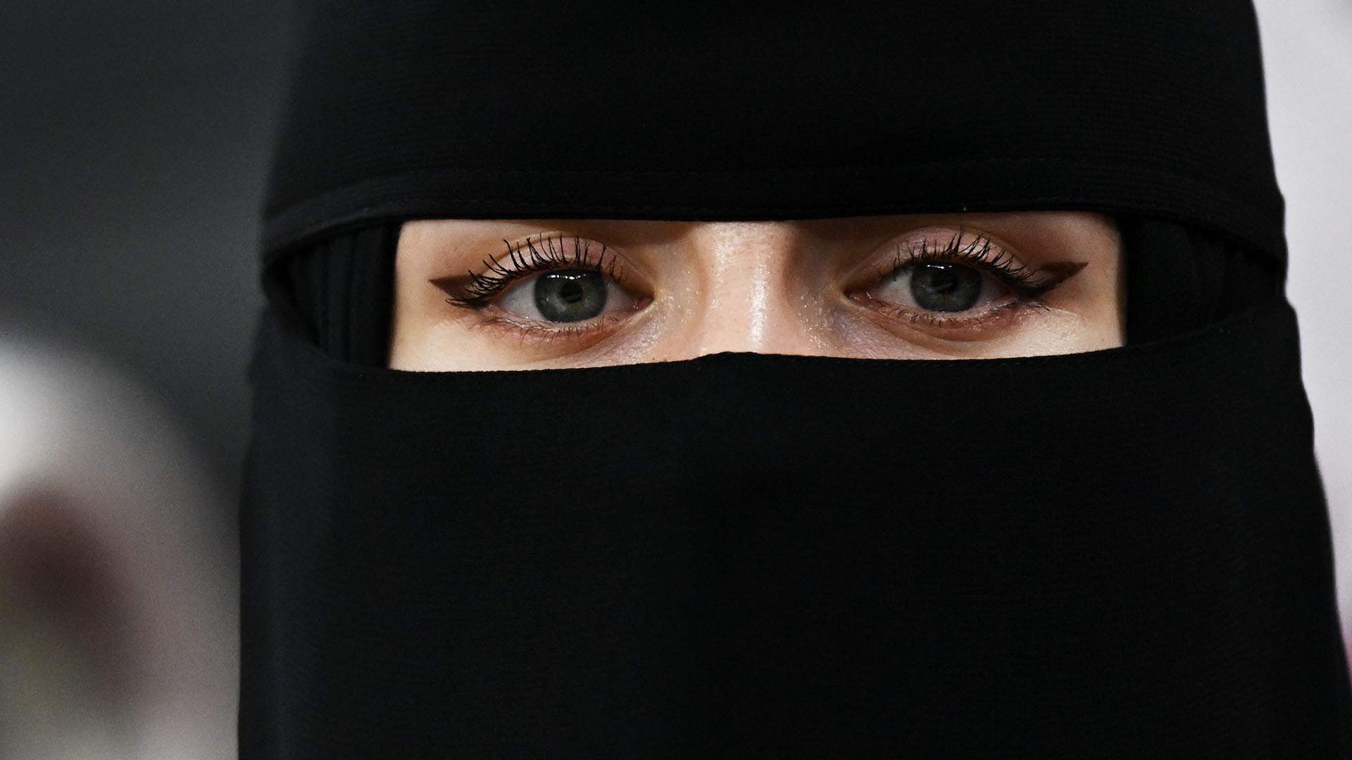 Бабий бунт: как радикалы вербуют российских школьниц в террористы