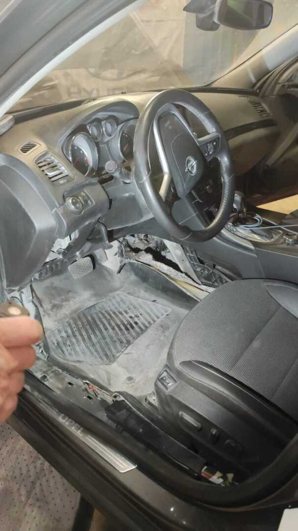 В автосервисе сгорела машина: кто виноват? Поучительная история о том, как себя обезопасить, сдавая в ремонт автомобиль