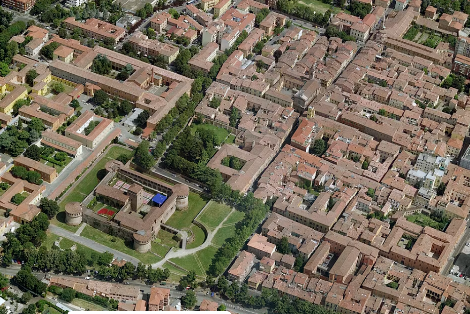 Имола Гран-при Эмилии-Романьи: что болельщики могут съесть, увидеть и чем заняться