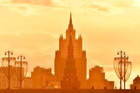 Оранжевый апокалипсис: Когда Москва превратилась в холст для натурального спектакля природы