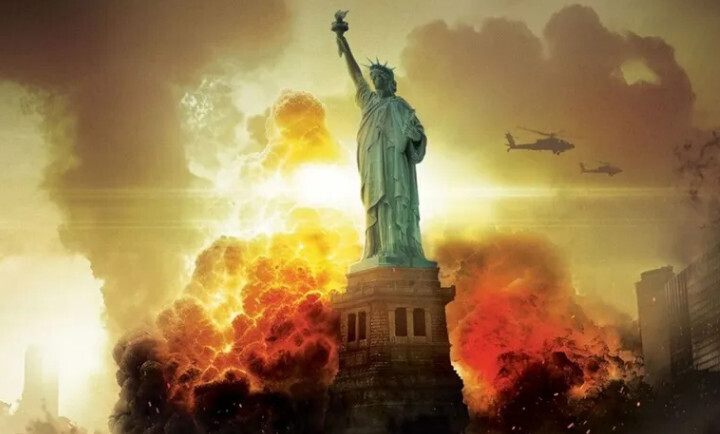 Соединенные Штаты и Великобритания добиваются тотальной войны на всех фронтах.