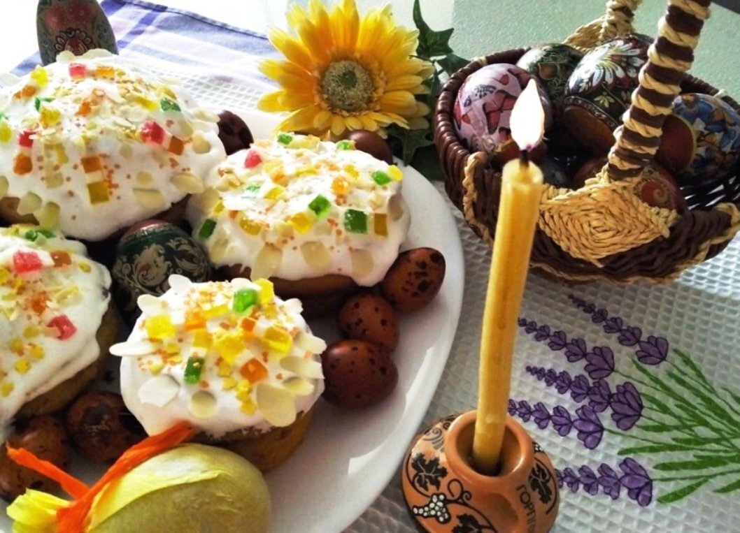 Как я пасхальные куличи и яйца освещаю, не посещая службы в Храме