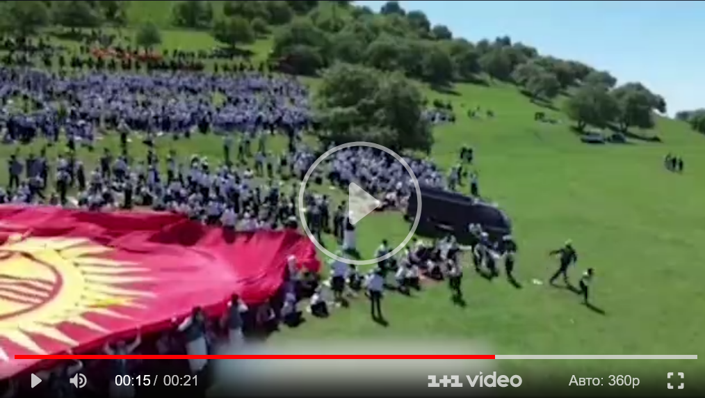 В Кыргызстане грузовик с мороженным сбил 30 детей