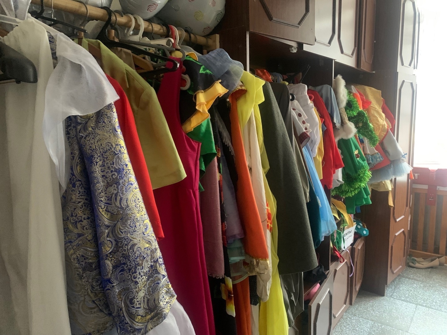 Очень нужна помощь каждого в идее костюма для бега. Будет моментами смешно, но отнеситесь серьёзно.