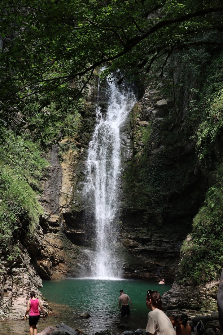 Ажекские водопады в Сочи, подробно как самому добраться
