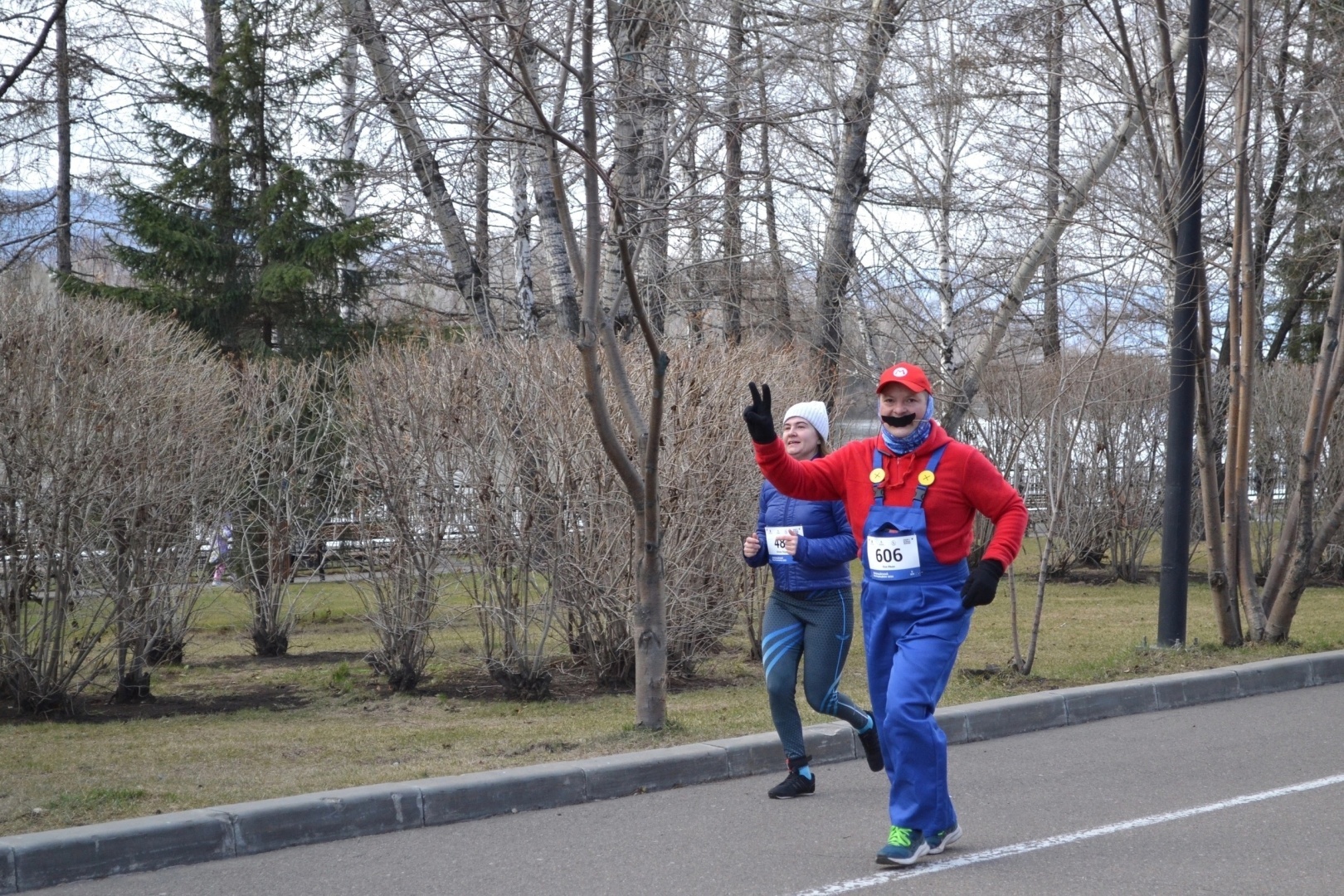 Порой мой отдых выглядит, как большой напряг или мой беговой Мир, Труд, Май!