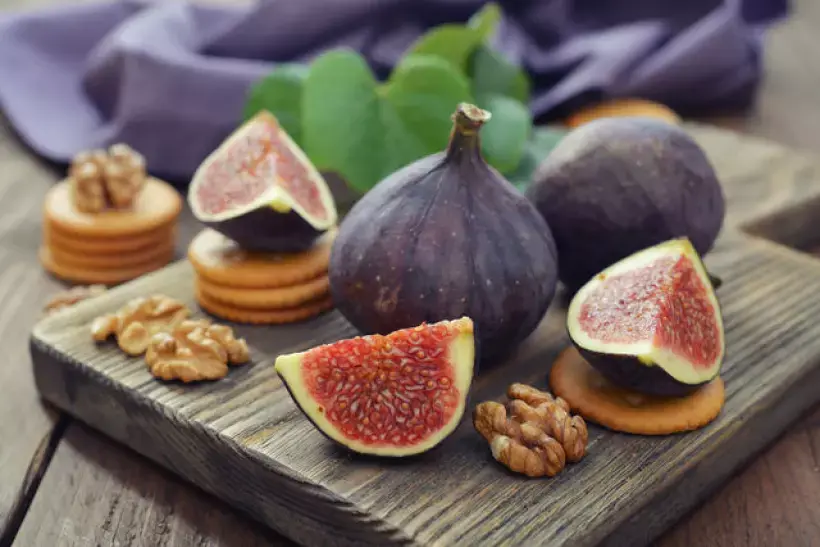 Инжир — как его есть? Рецепты: инжирный пирог, салат с инжиром!