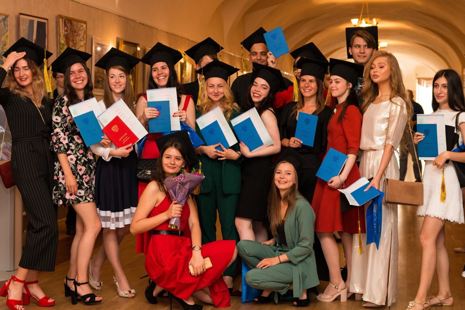 Никому не интересно, что у Вас «в трусах». Или, как читают бабы, чтобы оправдать свою ненужность. Или, у кого что болит, тот под это и подводит...