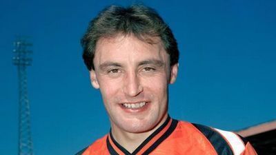 Данди Юнайтед (Шотландия): чемпионы страны-1982/1983.