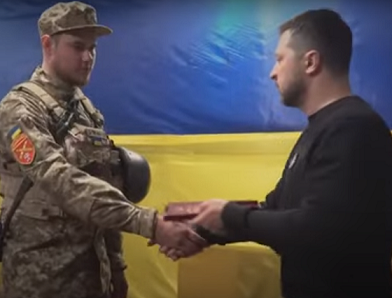 Новый драконовский шаг Зеленского: украинцев, снимающих мобилизационную кампанию, теперь могут посадить в тюрьму