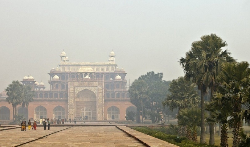 Гробница Акбара в Сикандре описание и фото.