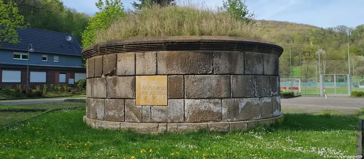 Откуда в Германии этрусские курганы?