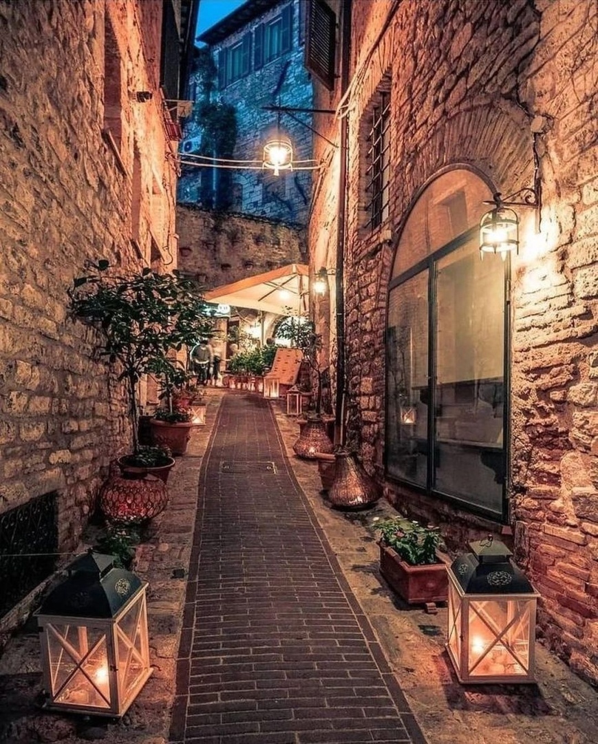 Поговорим про города Италии.