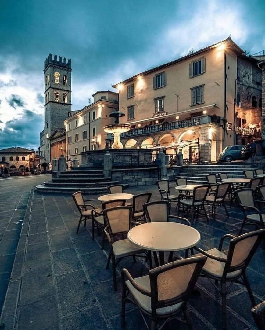 Поговорим про города Италии.