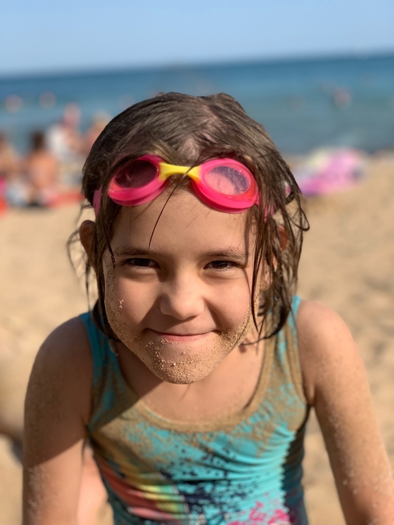 Разнообразие в жизни от подруги-нелегала