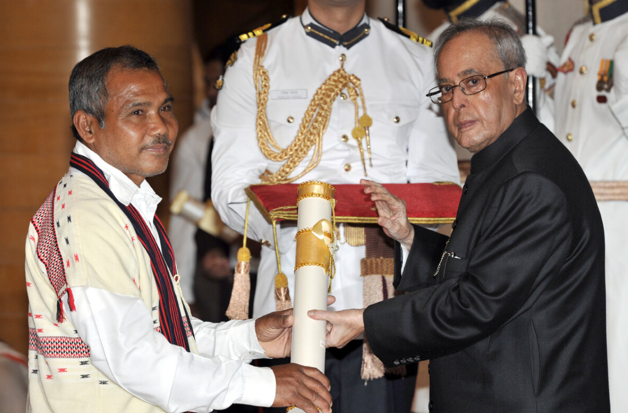 Искусство маленьких шагов. Джадава Пайенга посадил целый лес в одиночку 😲