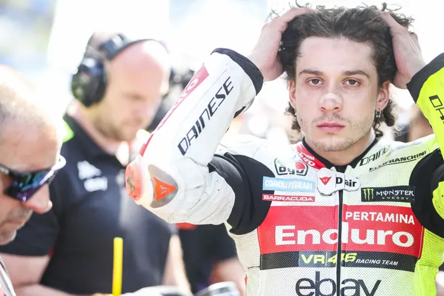 Марко Беззекки переходит в "Априлию"? Он признается, что “немного думает” о том, чтобы остаться в VR46