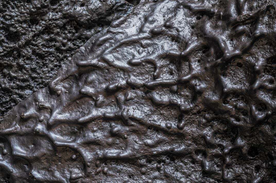 Путешествие в огненные глубины самых молодых пещер Земли