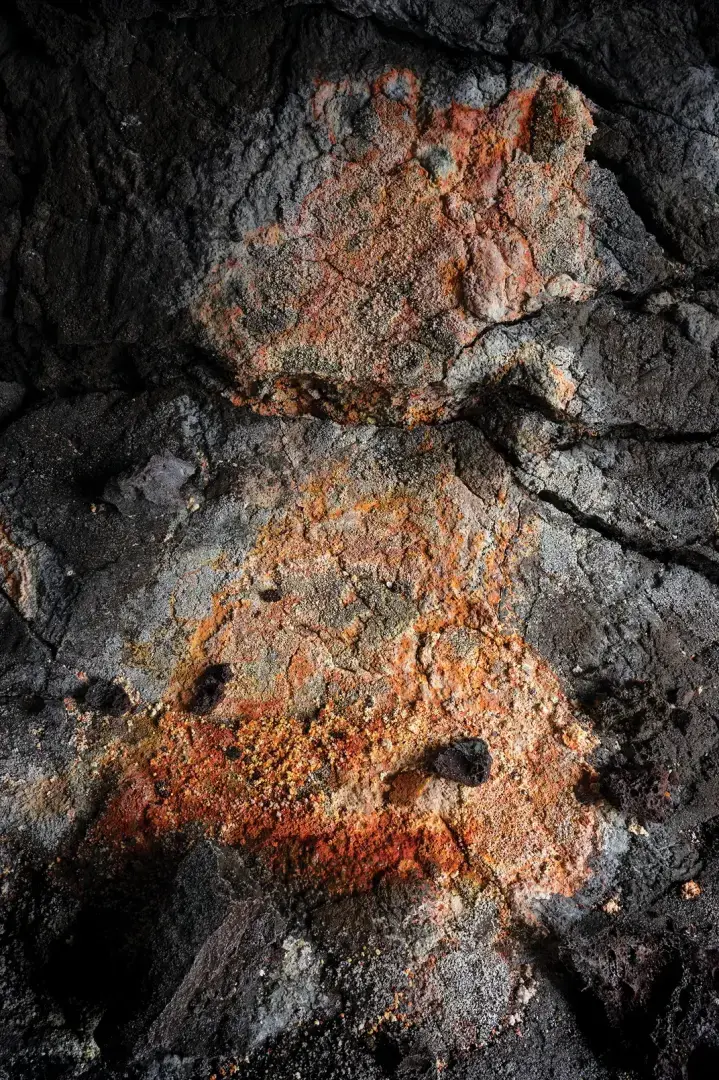 Путешествие в огненные глубины самых молодых пещер Земли