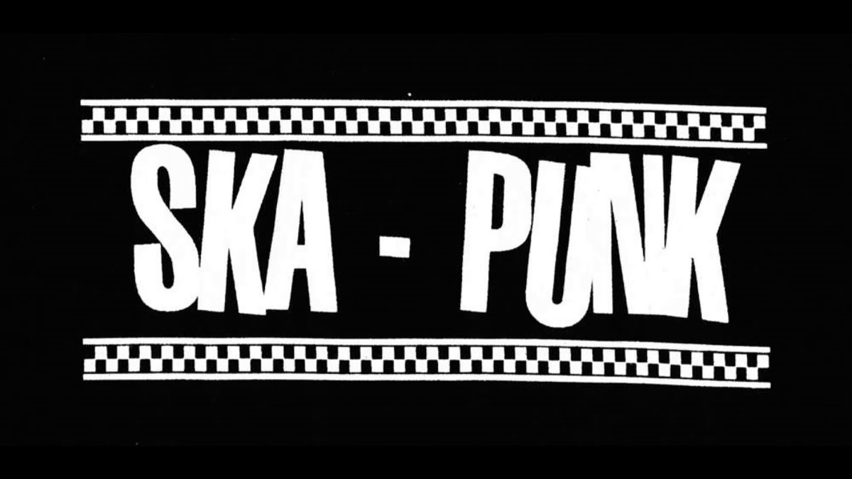 Как мне надоело терпеть мат, хамство, наглость и полное неуважение к поклонникам со стороны моей любимой рок-группы: теперь они знают мое мнение