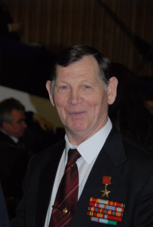 Как мне посчастливилось встретить легенду советского спецназа: Виталий Белюженко – Герой СССР и просто стальной человек