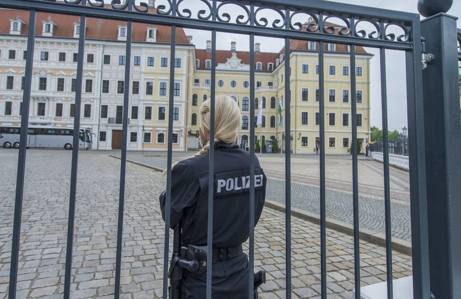 Ротшильды, Рокфеллеры или другая семья? Кто правит миром на самом деле.