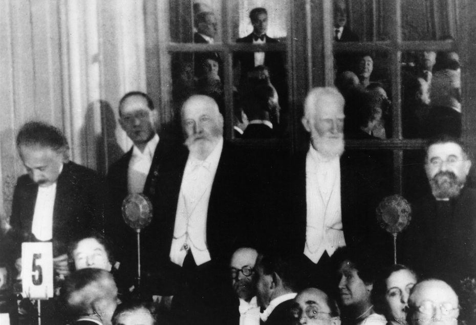 Ротшильды, Рокфеллеры или другая семья? Кто правит миром на самом деле.