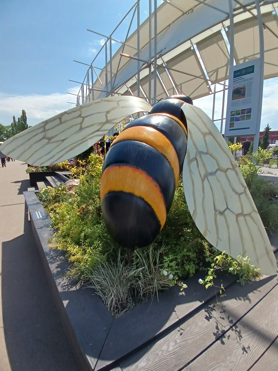 "Будущее в цветах". Новый фестиваль на ВДНХ. Хотелось, чтобы название сбылось