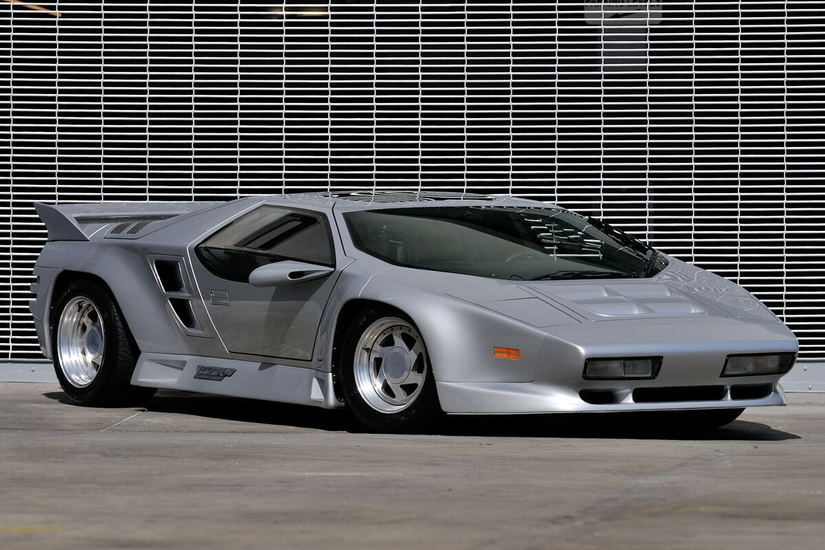 10 необычных автомобилей, которые исчезли бесследно