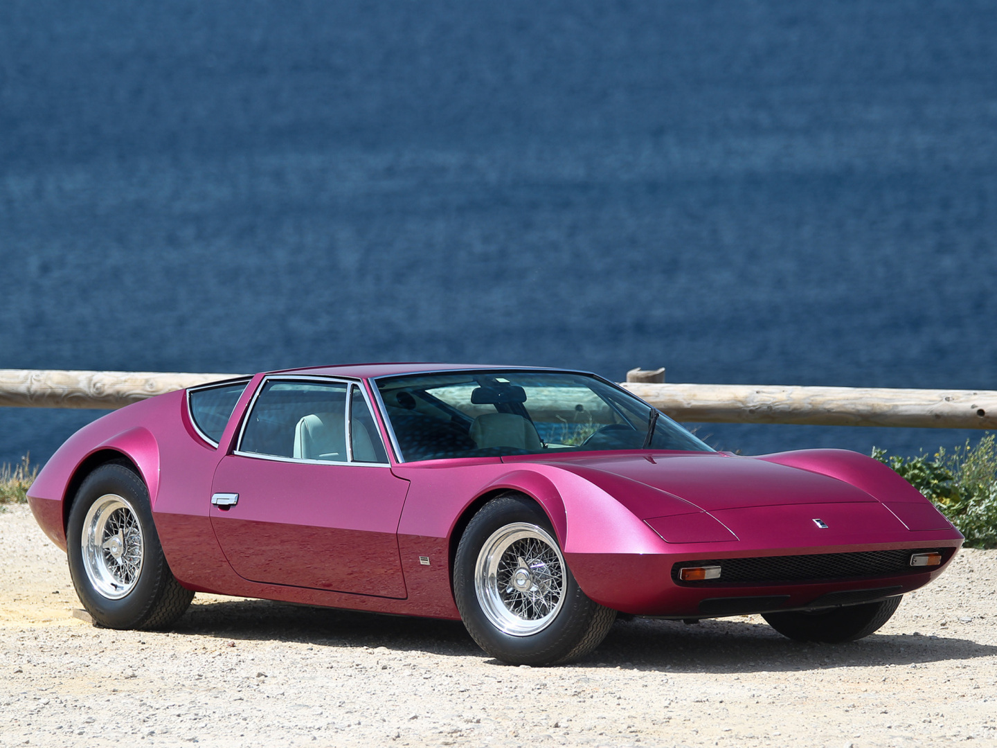 10 необычных автомобилей, которые исчезли бесследно