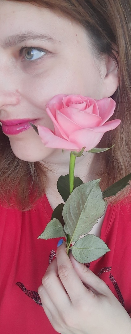 Подарочная карта торгового центра, мой поход в Золотое Яблоко и небольшая фотоссесия с розами.