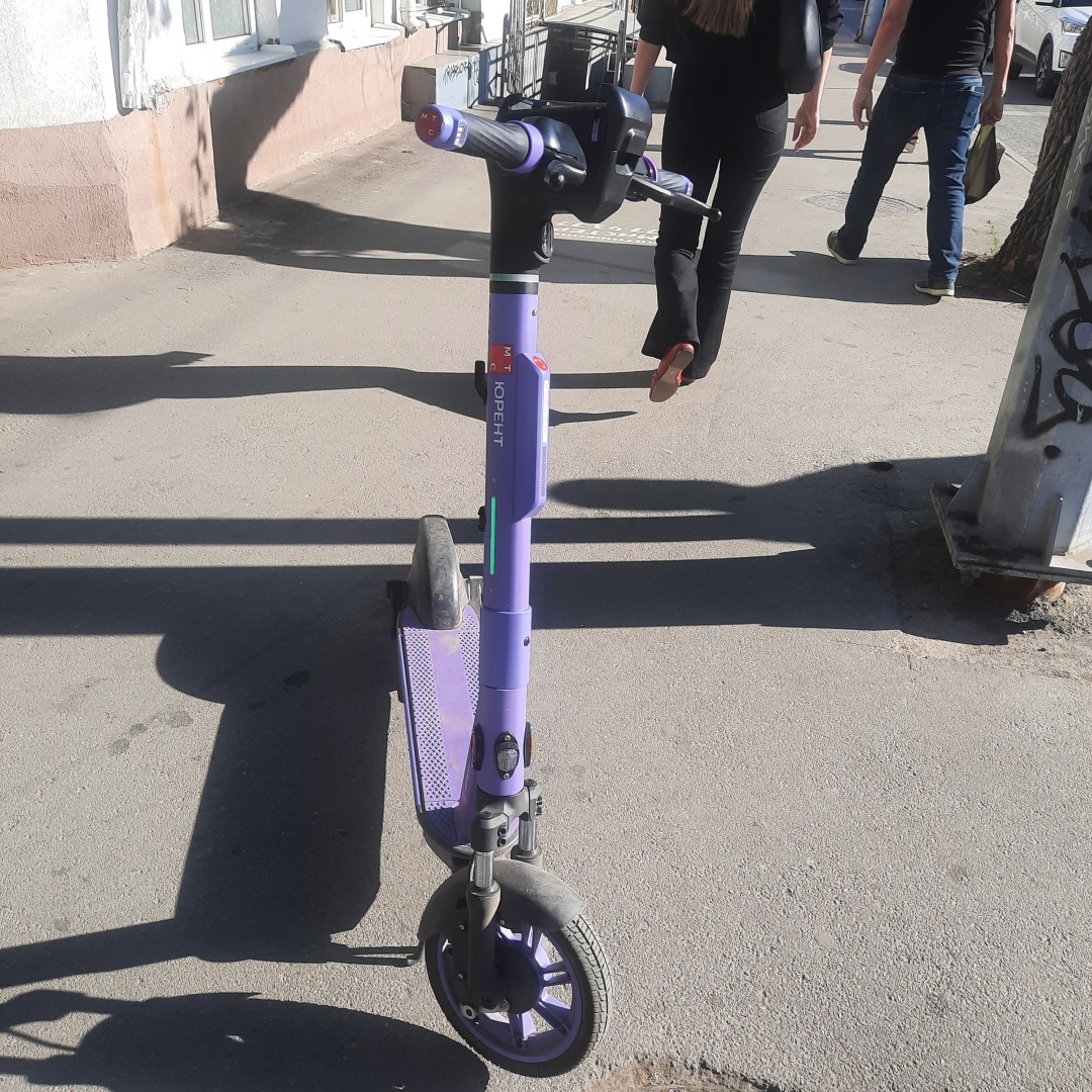 И снова про электросамокаты на пешеходных улицах города.