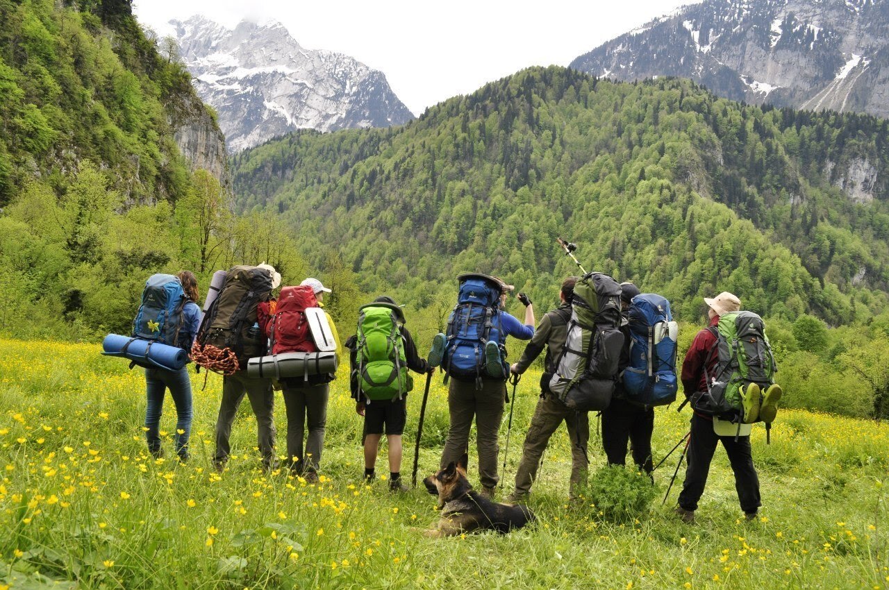 Поход — это отличная возможность вырваться из городской суеты и насладиться природой, подышать свежим воздухом и зарядиться энергией