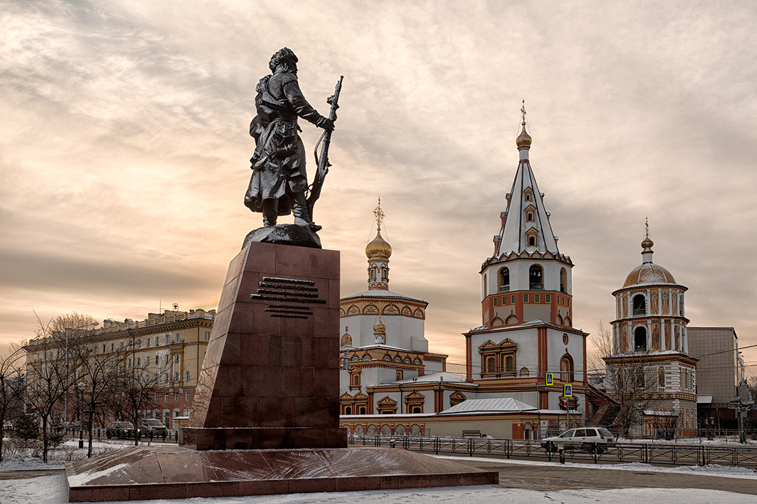 Сибирь - это один из крупнейших регионов в России, занимающий большую часть восточной части страны