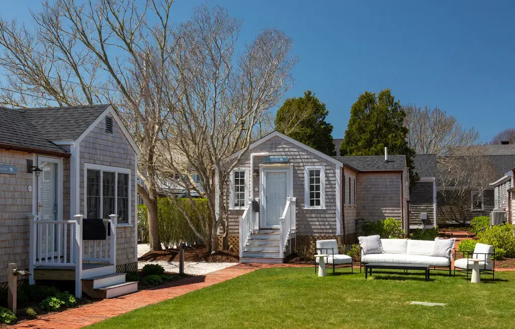 От официанта до гостя в отеле Grande Dame в Нантакете