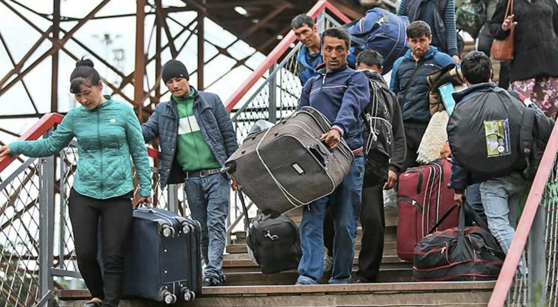 Засилье «трудовых» мигрантов – крест на будущем России или преувеличенная проблема?