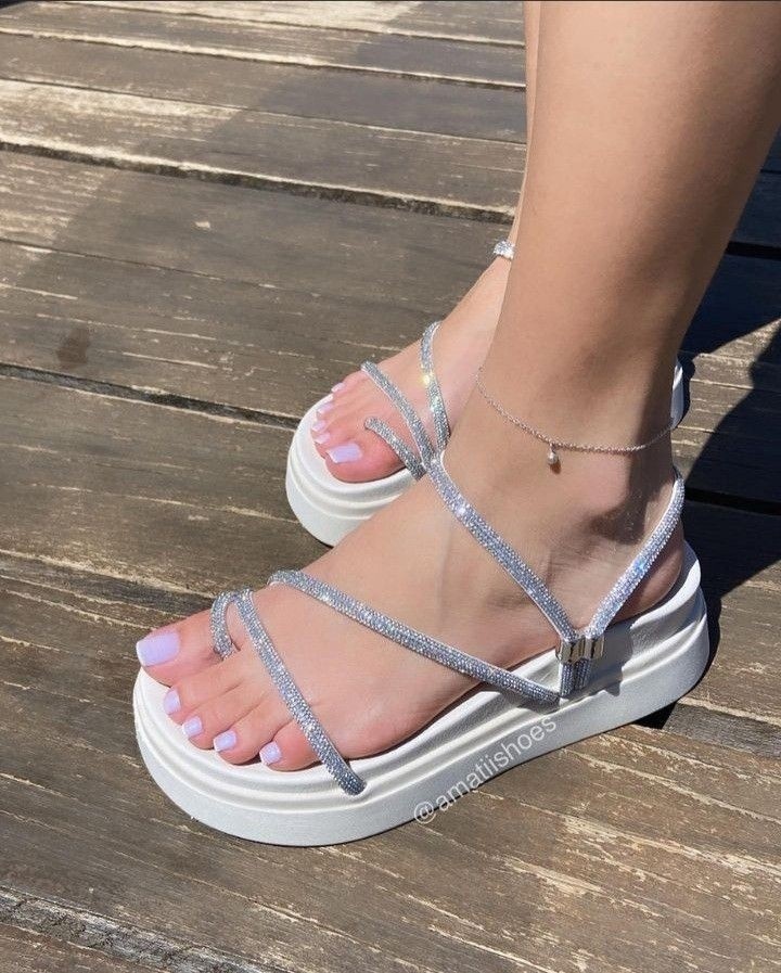 Женщинам! Модная обувь Лета 2024