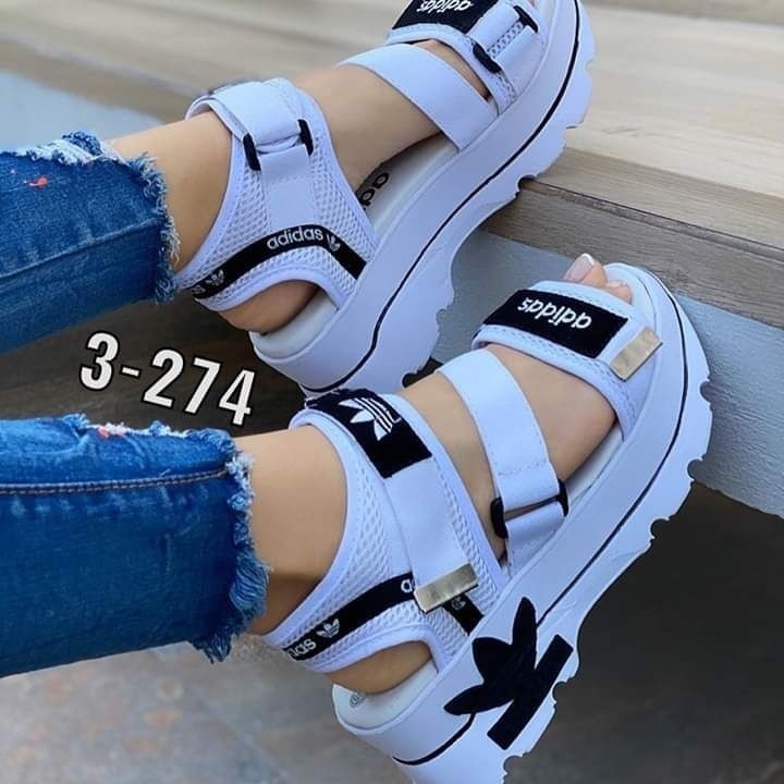 Женщинам! Модная обувь Лета 2024