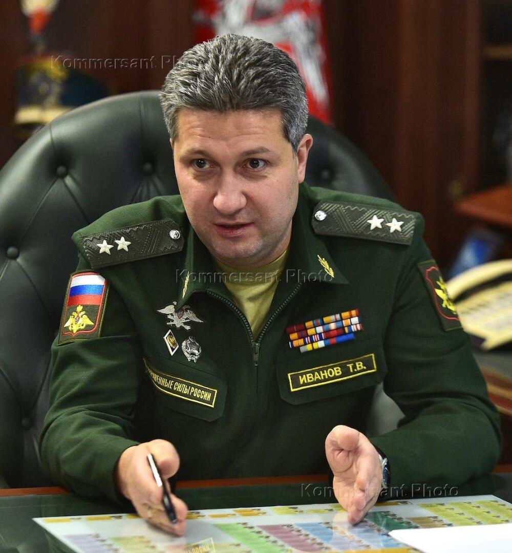 Кто первым нажмёт на спусковой крючок - блогерша или грабитель? Разрешение на владение оружием, психологический аспект