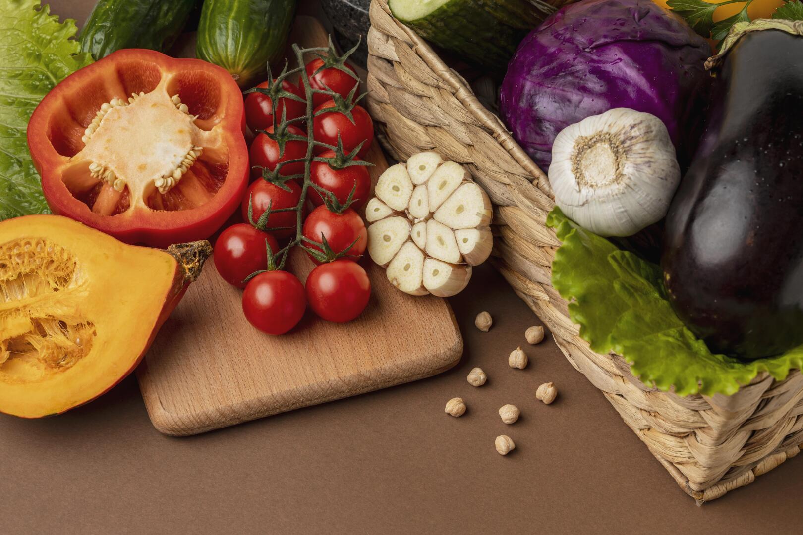 Какие продукты рекомендует включить в пищу летом Роспотребнадзор
