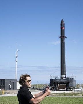 Нет? Новозеландский изобретатель-самородок после отказа НАСА и Боинг построил собственную ракетную компанию